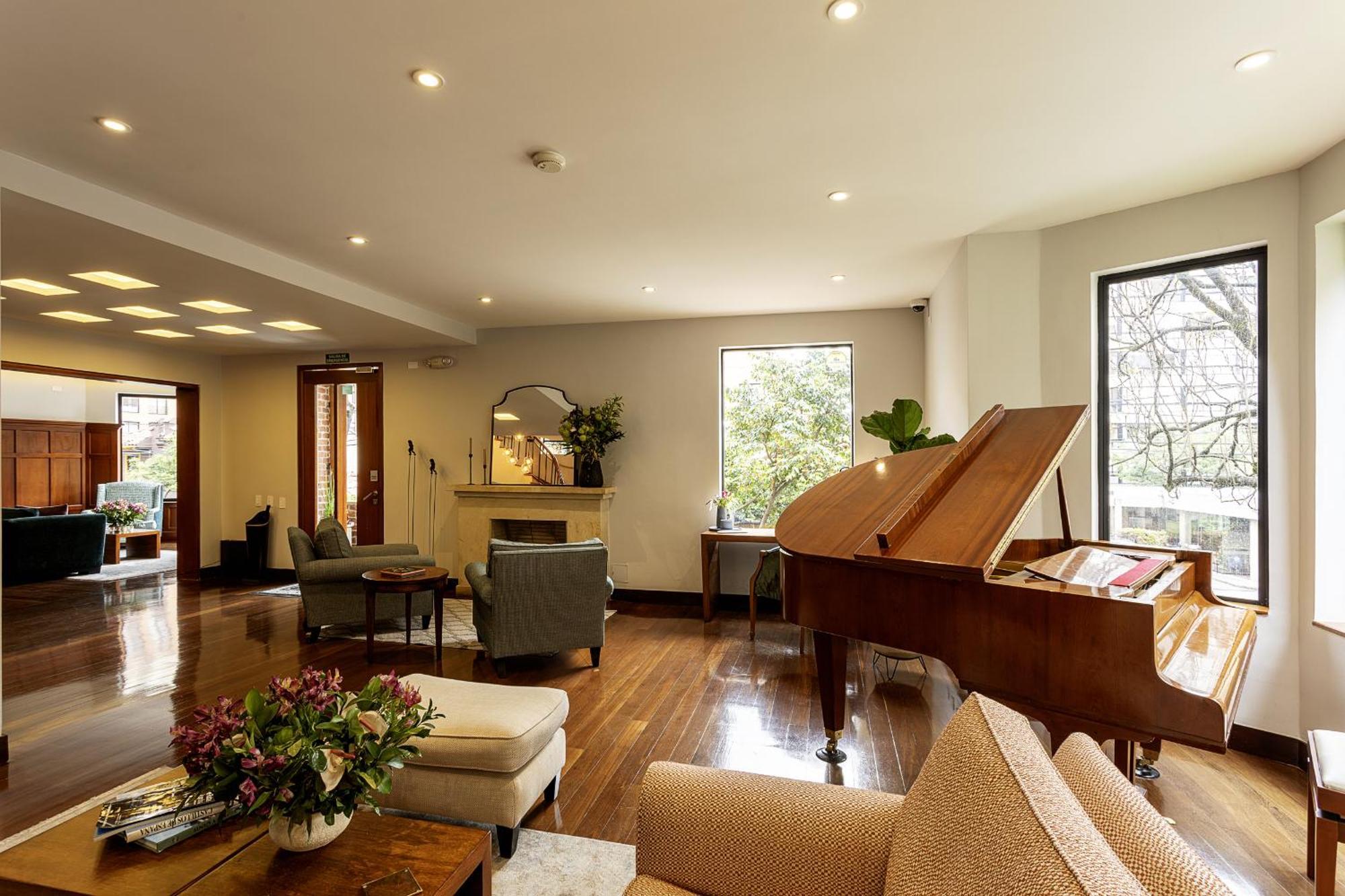 Hotel Bh La Quinta 보고타 외부 사진