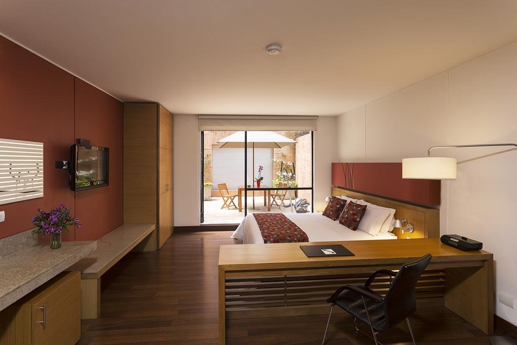 Hotel Bh La Quinta 보고타 외부 사진