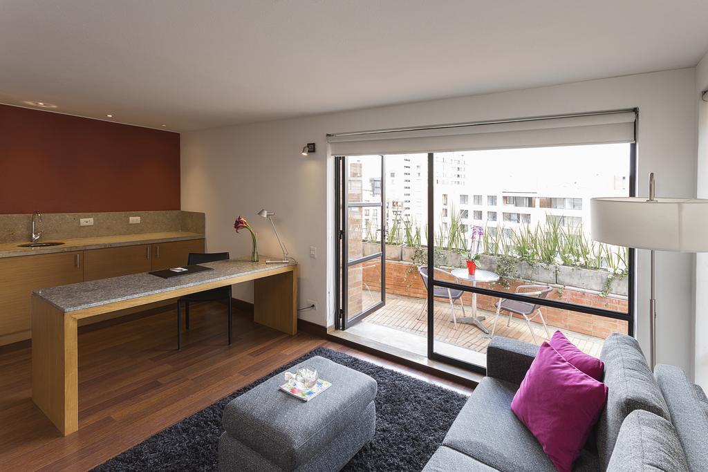 Hotel Bh La Quinta 보고타 외부 사진